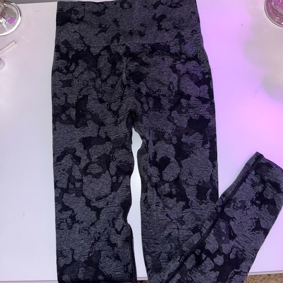 gymshark leggings - Picture 2 of 2